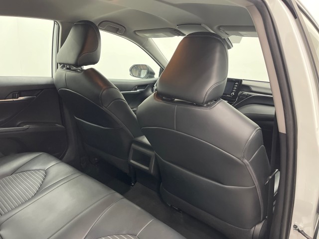 Vehicle image 41 of 49