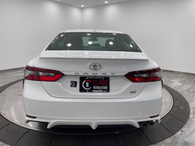 Vehicle image 5 of 49