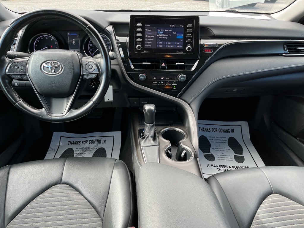 Vehicle image 6 of 24