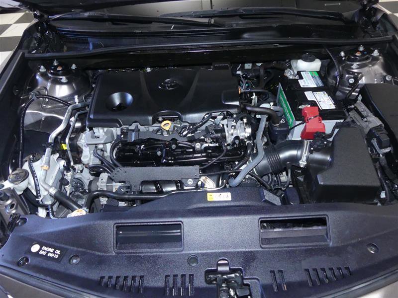 Vehicle image 21 of 22