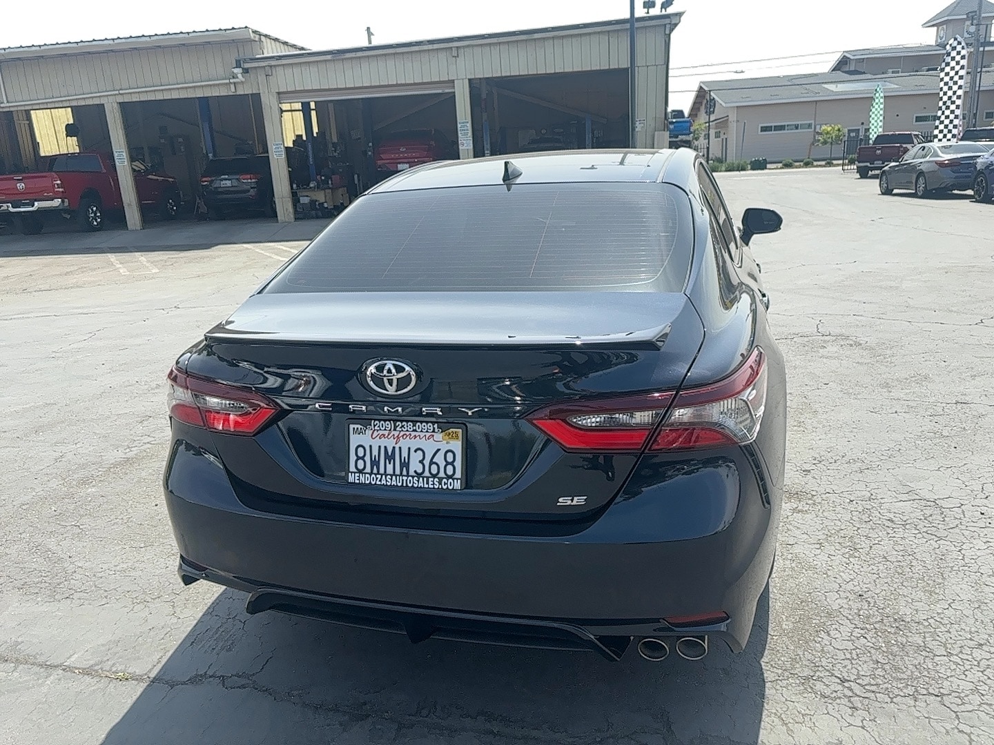 Vehicle image 7 of 12