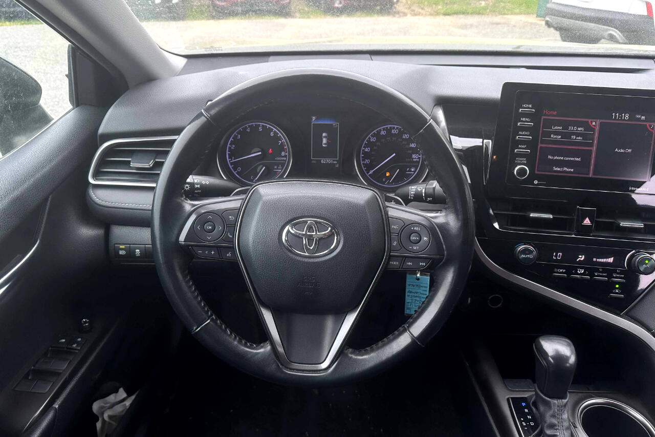 Vehicle image 13 of 24