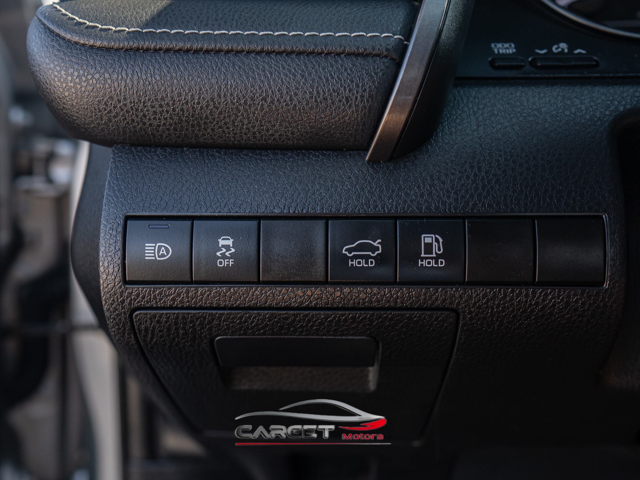 Vehicle image 36 of 49