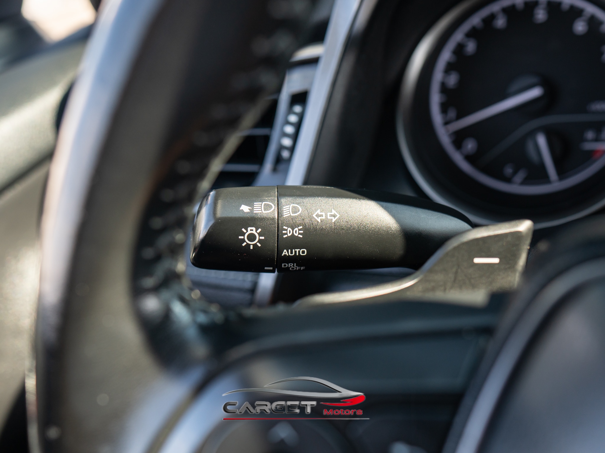 Vehicle image 26 of 49