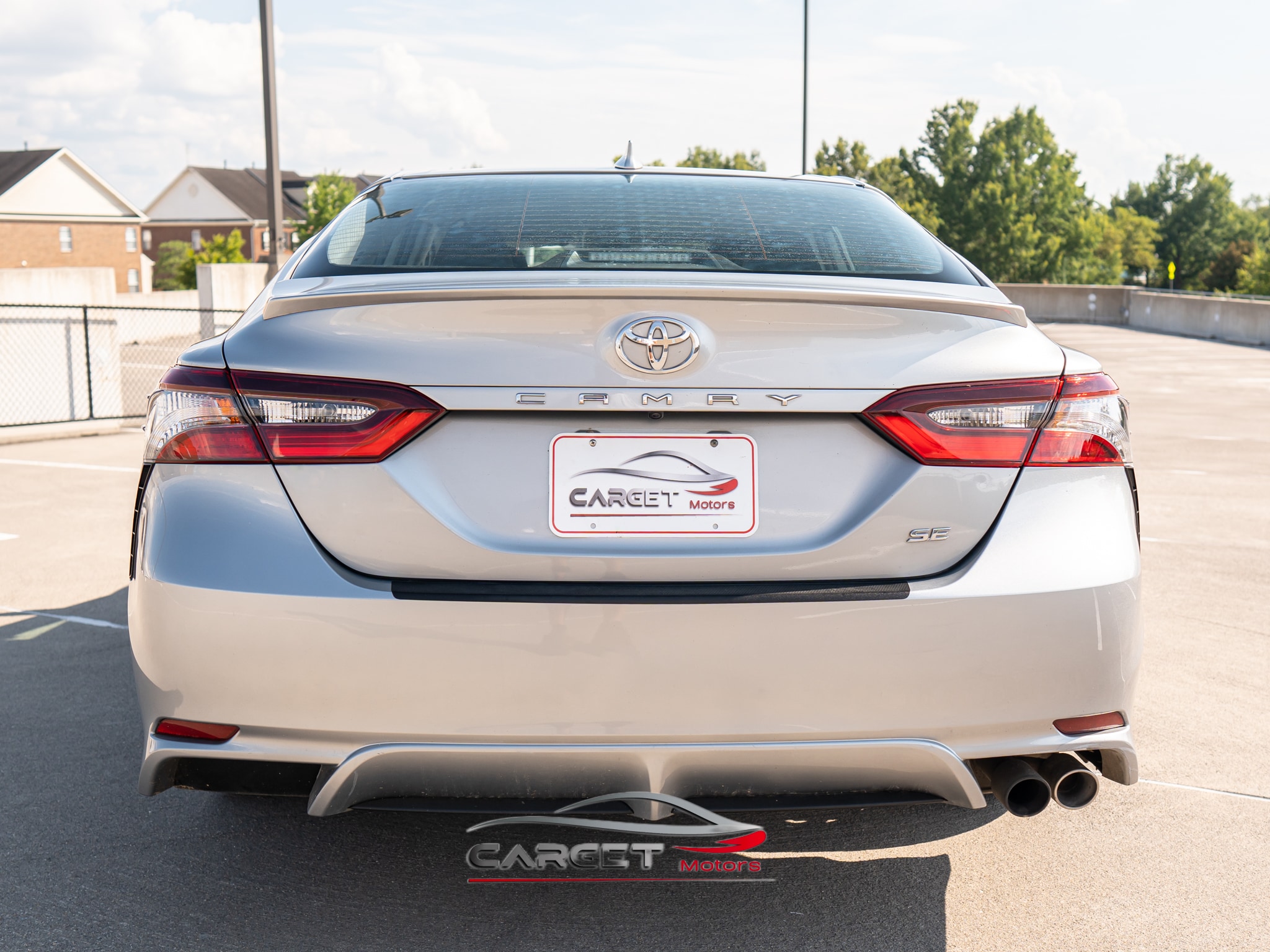 Vehicle image 3 of 49