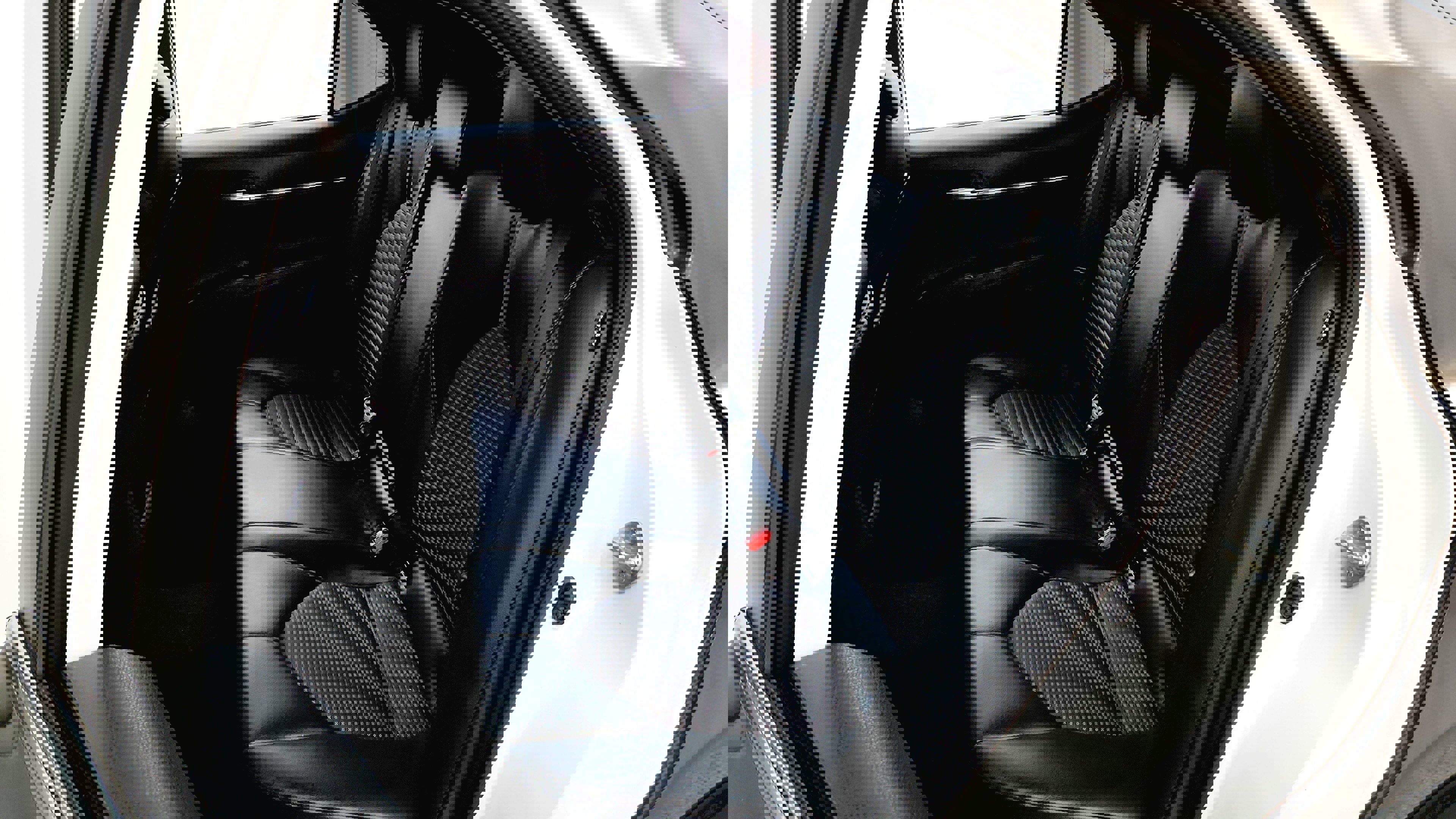 Vehicle image 29 of 34