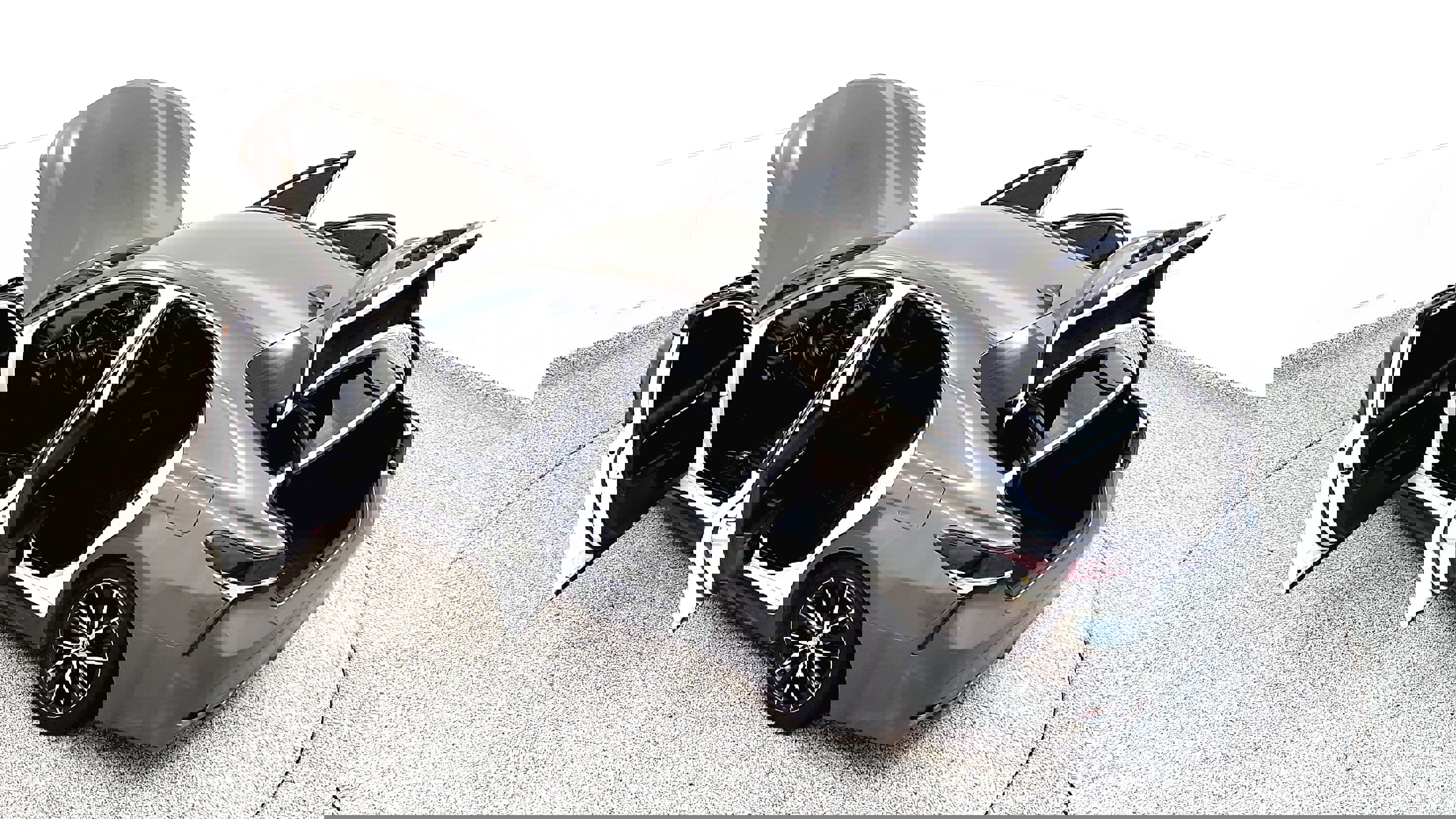 Vehicle image 19 of 34