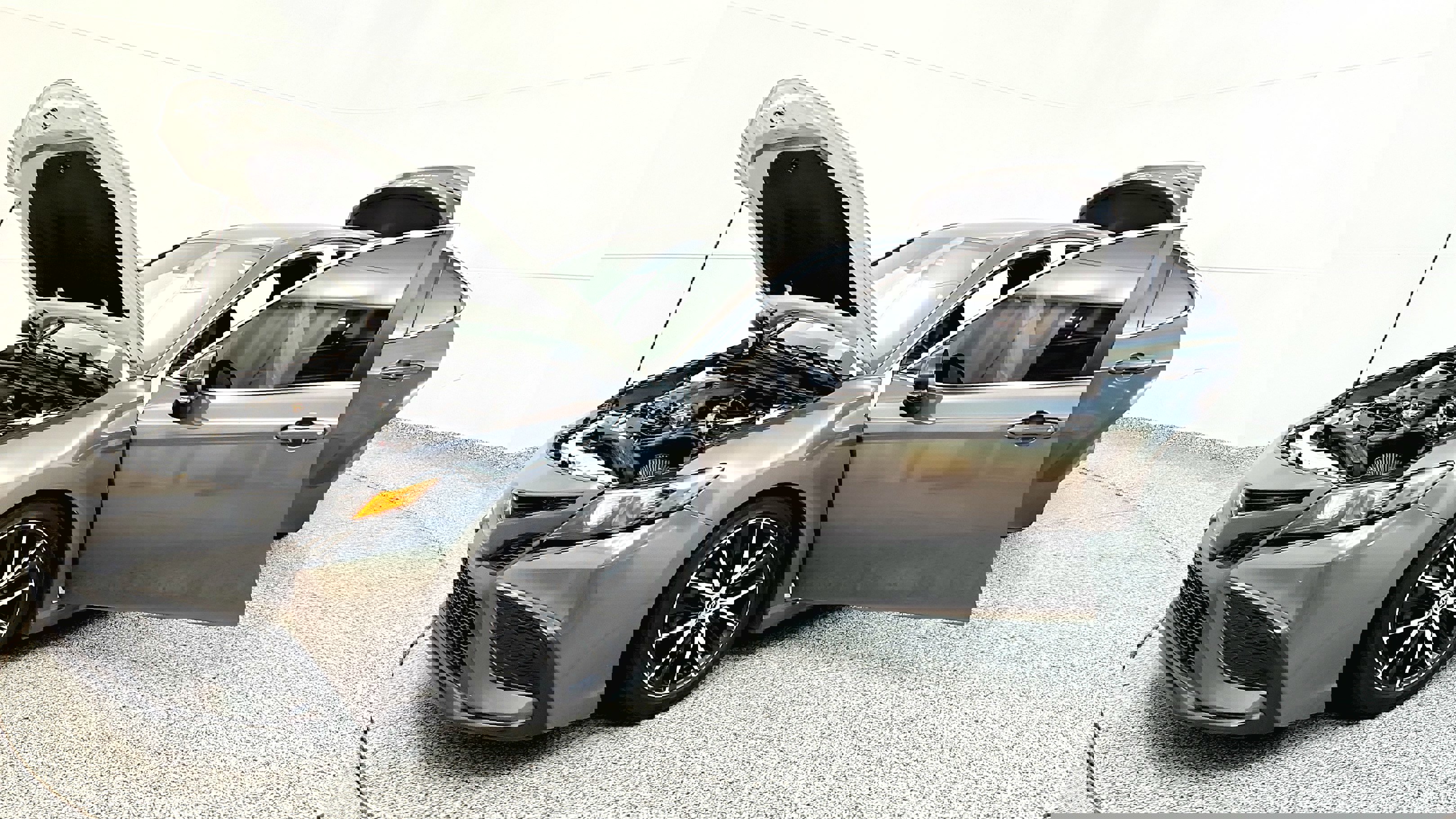 Vehicle image 11 of 34