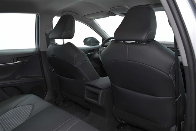 Vehicle image 12 of 29