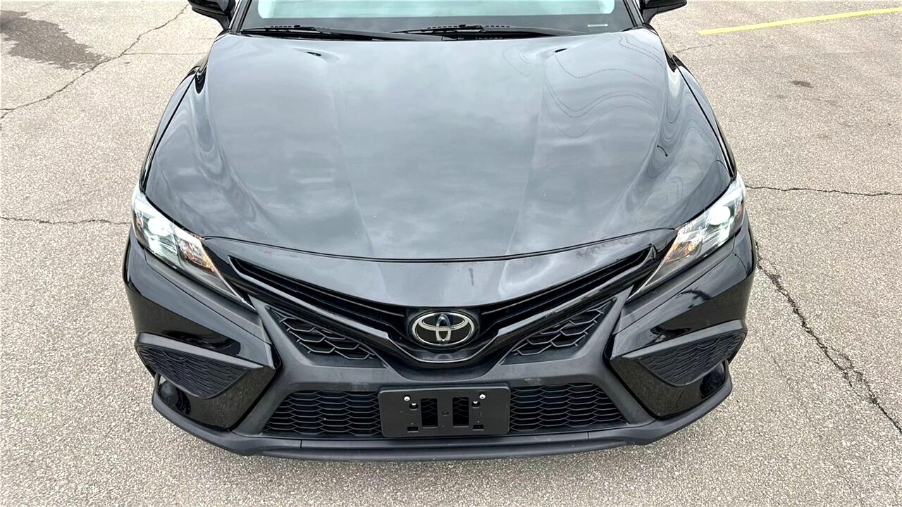 Vehicle image 41 of 42