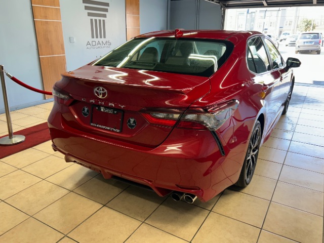 Vehicle image 2 of 18