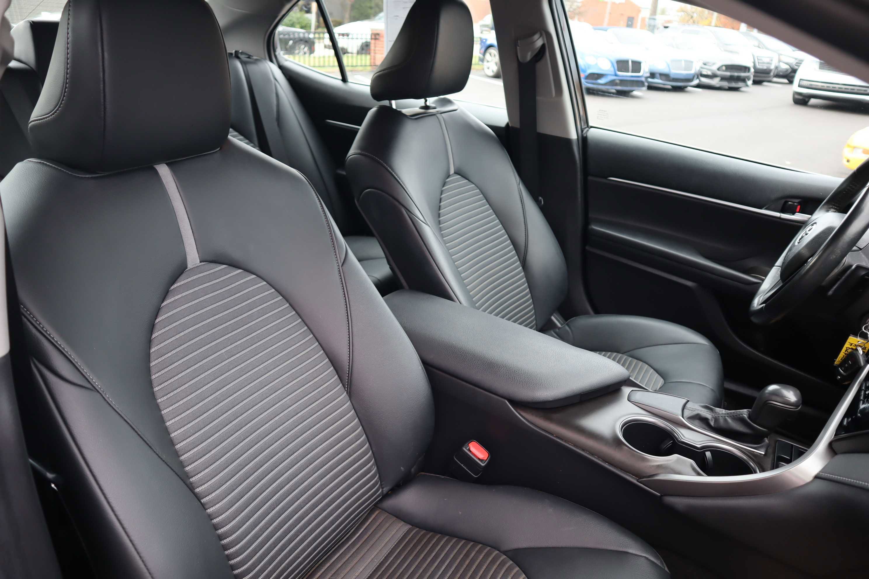 Vehicle image 21 of 21