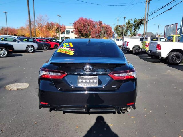 Vehicle image 6 of 18