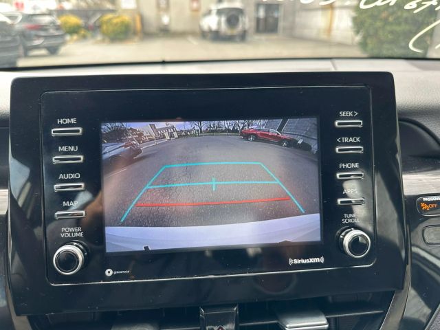 Vehicle image 16 of 25