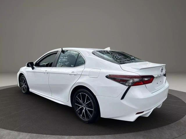 Vehicle image 7 of 25