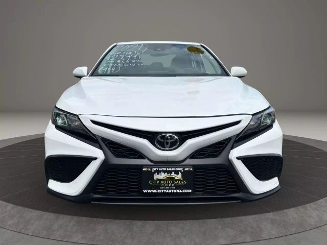 Vehicle image 3 of 25