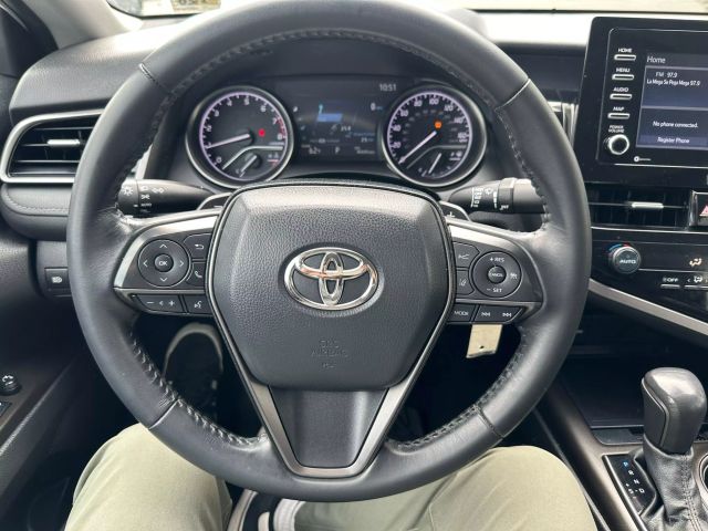 Vehicle image 24 of 25
