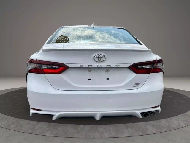 Vehicle image 4 of 25