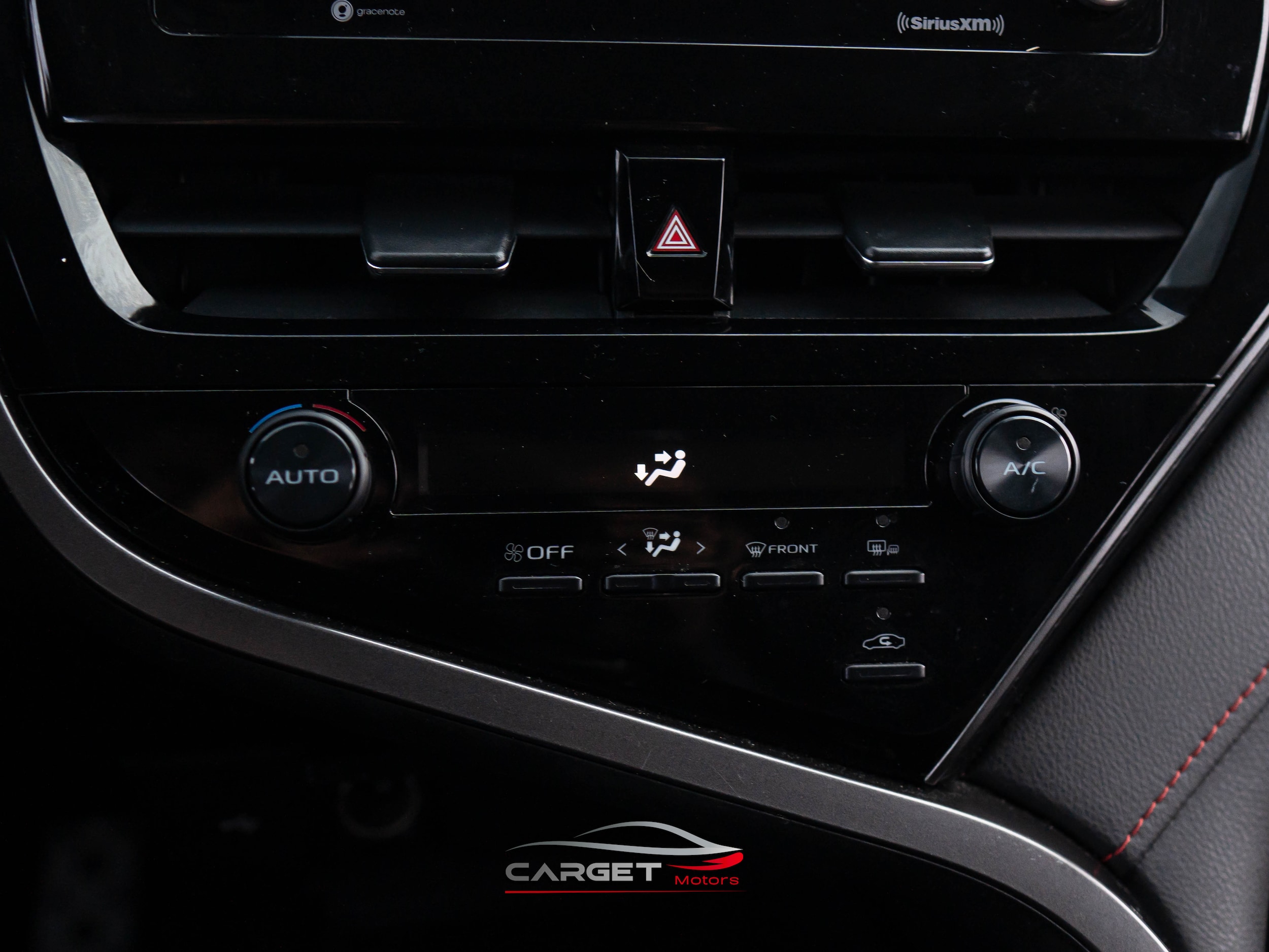 Vehicle image 33 of 53