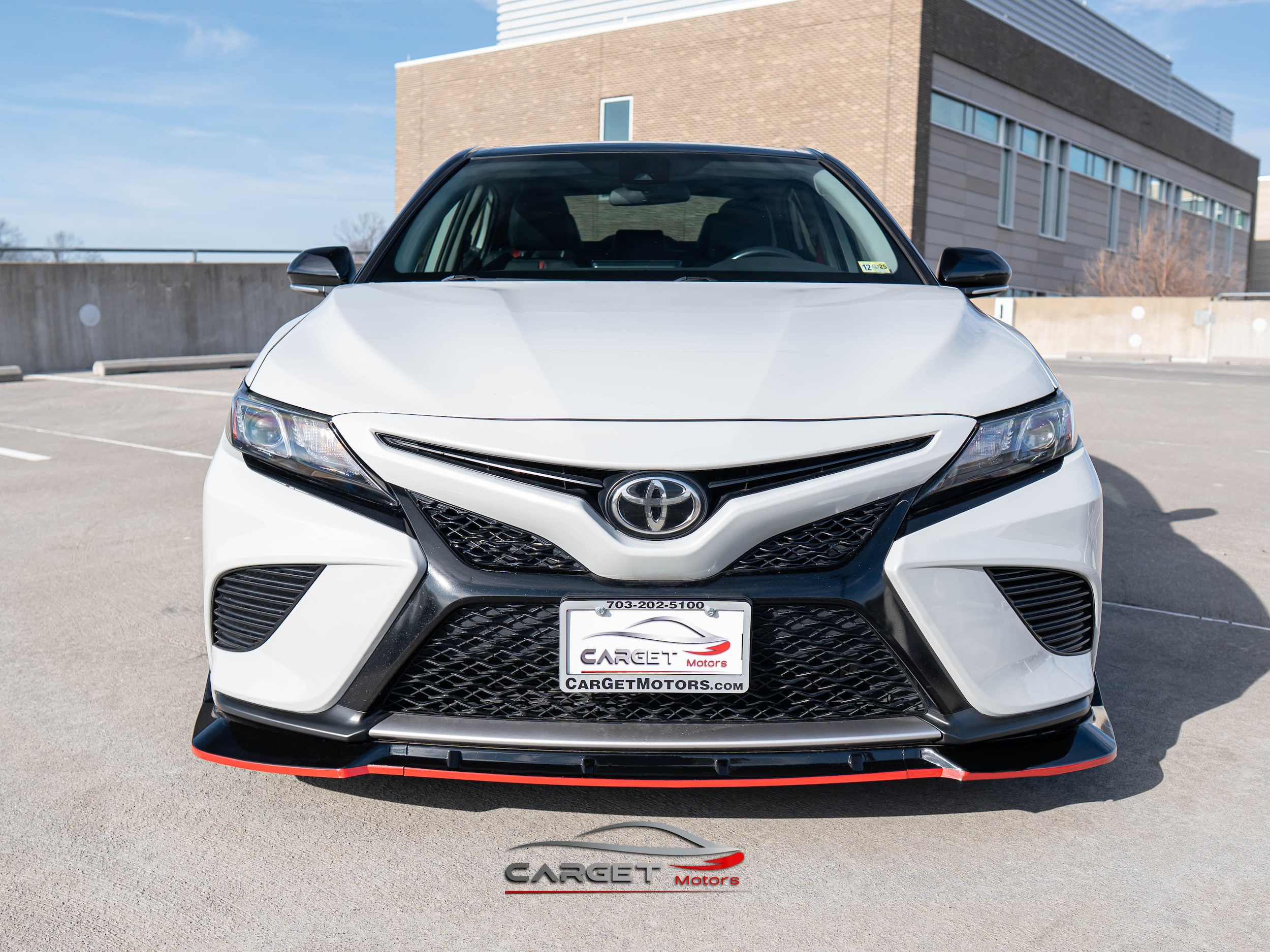 Vehicle image 4 of 53