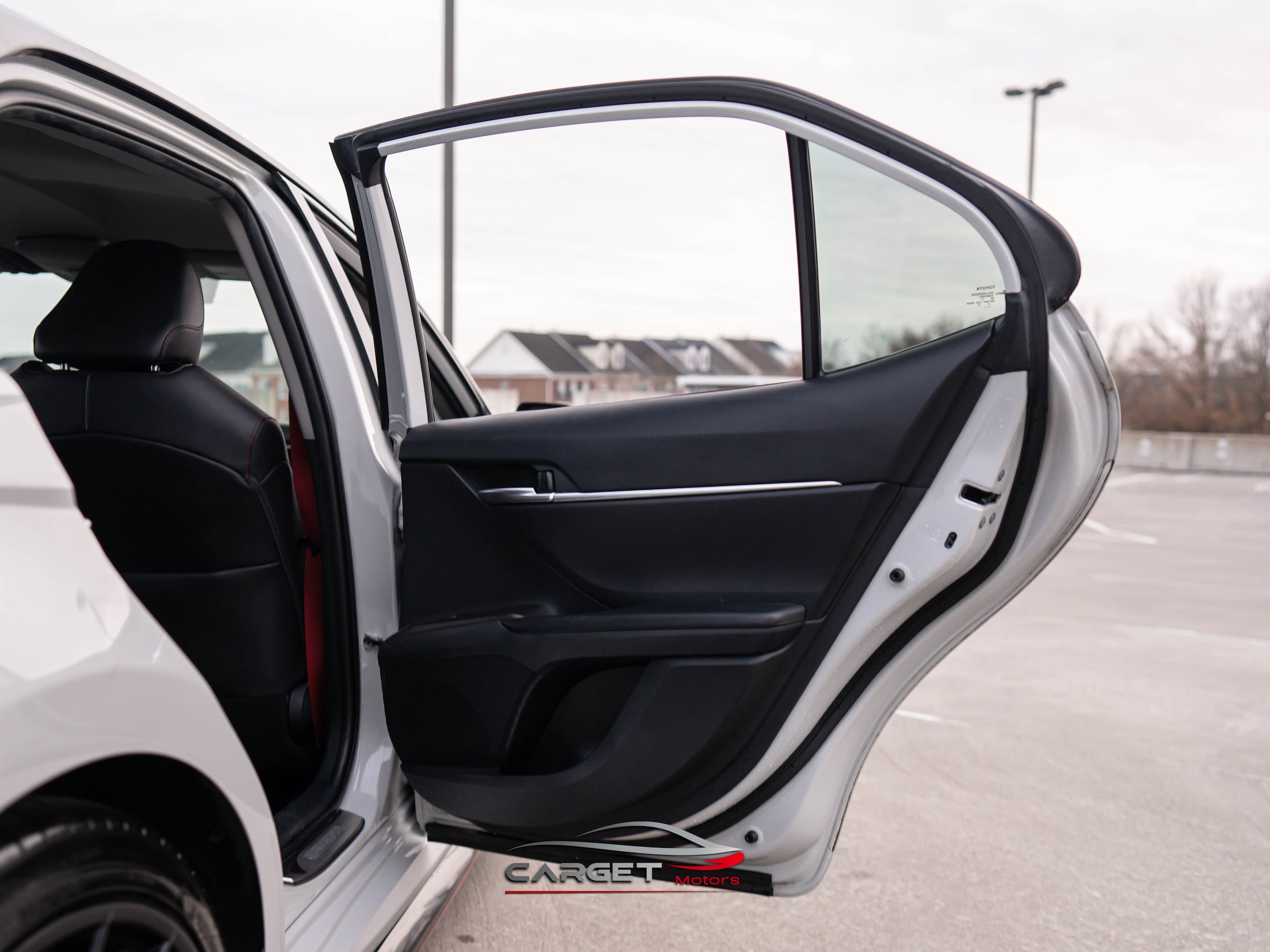 Vehicle image 44 of 53