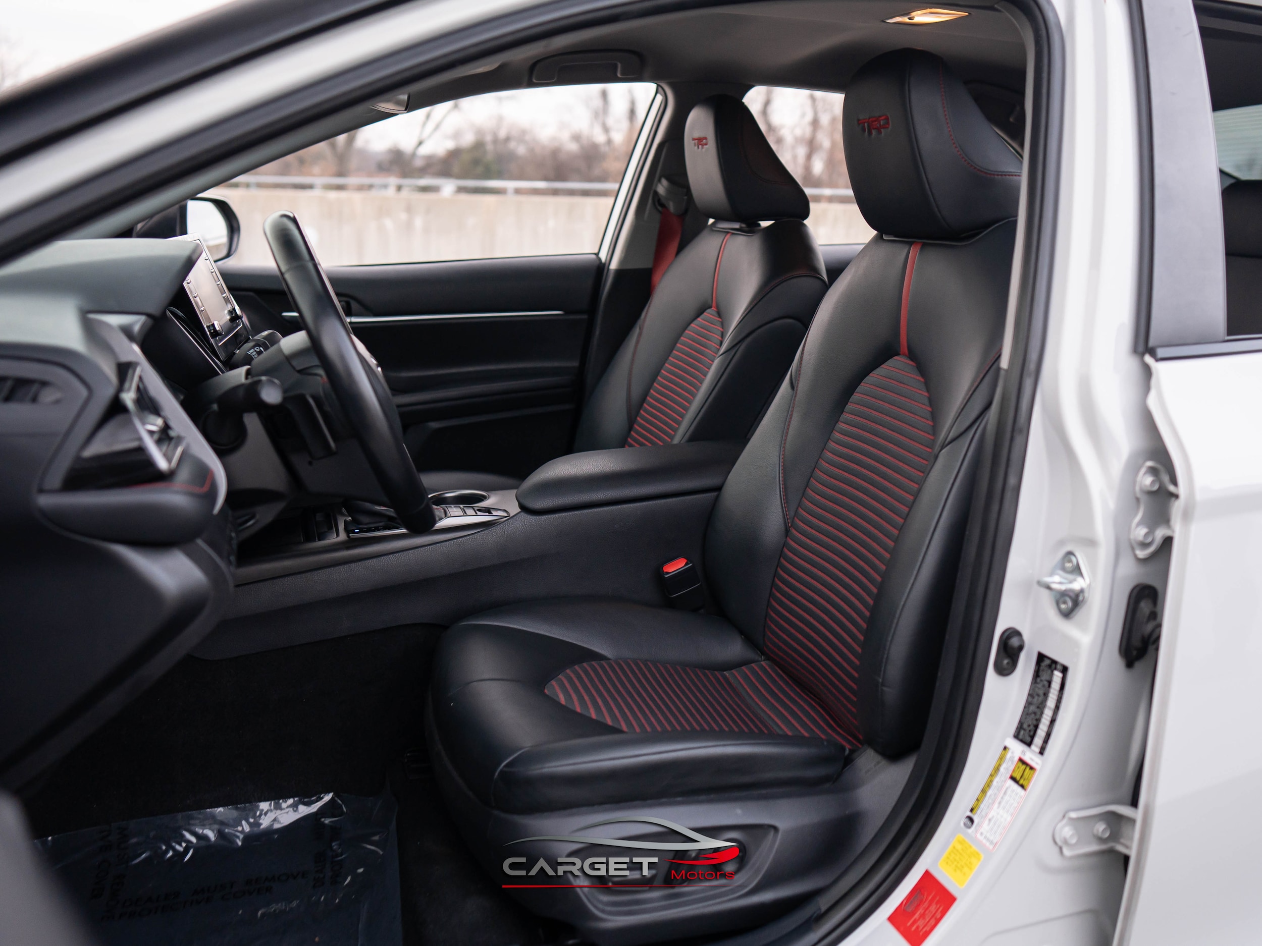 Vehicle image 16 of 53
