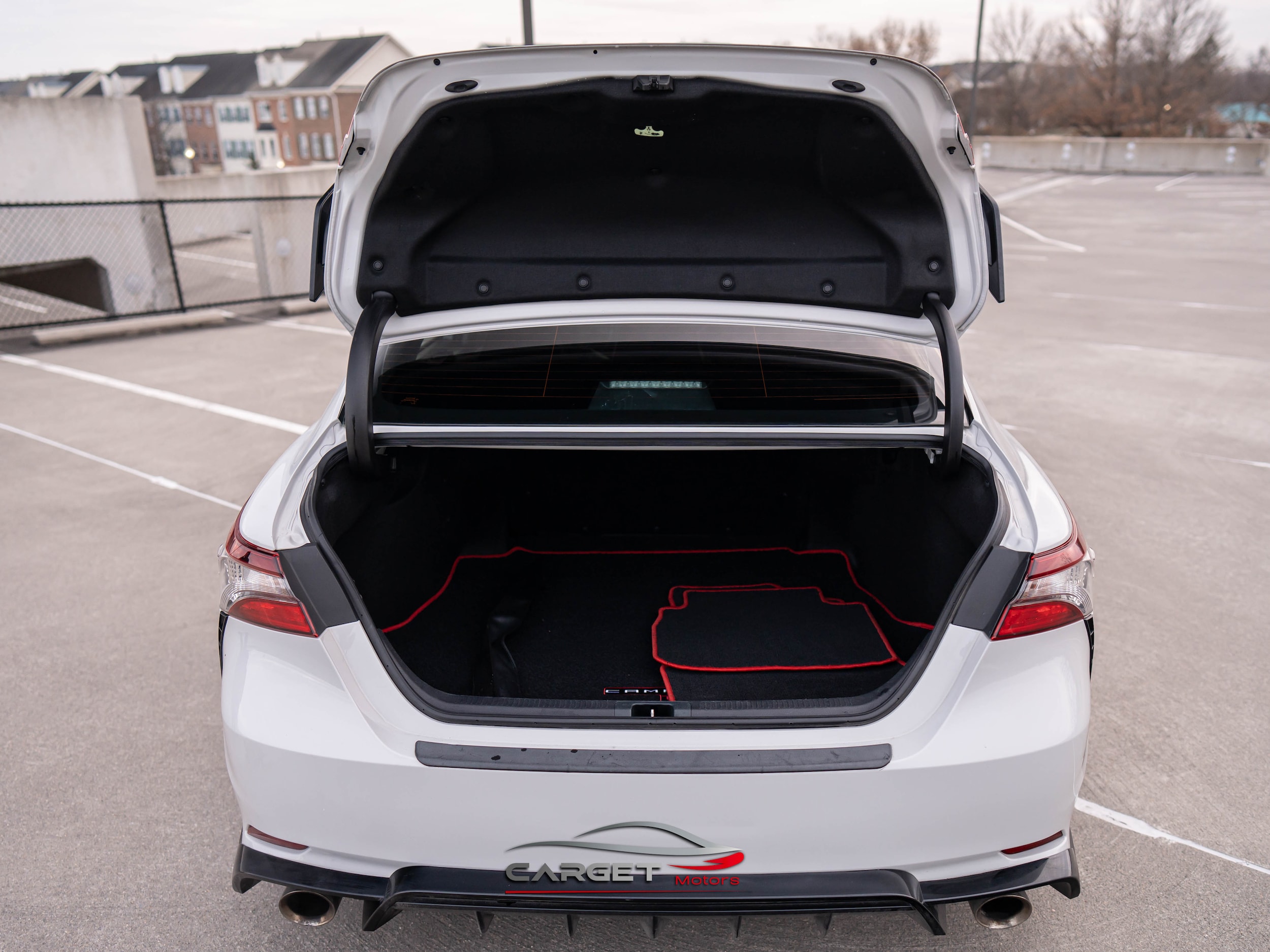 Vehicle image 47 of 53