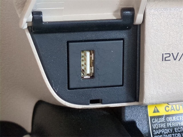 Vehicle image 22 of 29