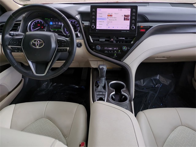 Vehicle image 16 of 29
