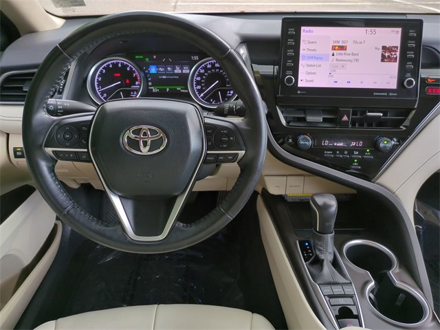 Vehicle image 17 of 29