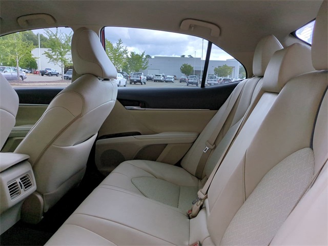 Vehicle image 15 of 29