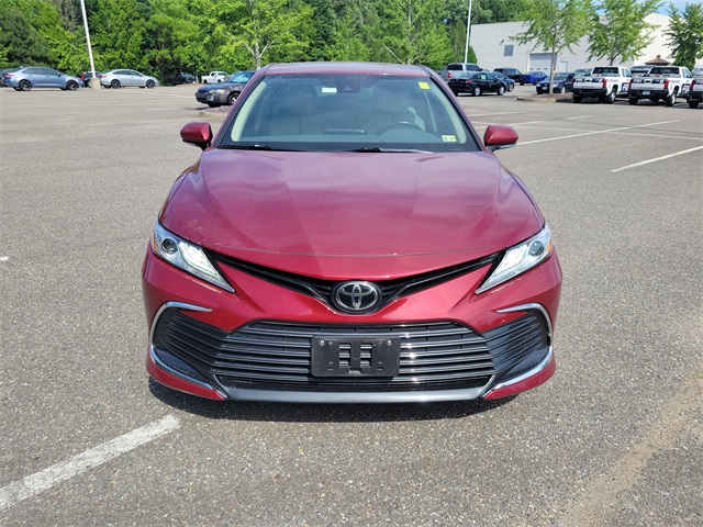Vehicle image 4 of 29