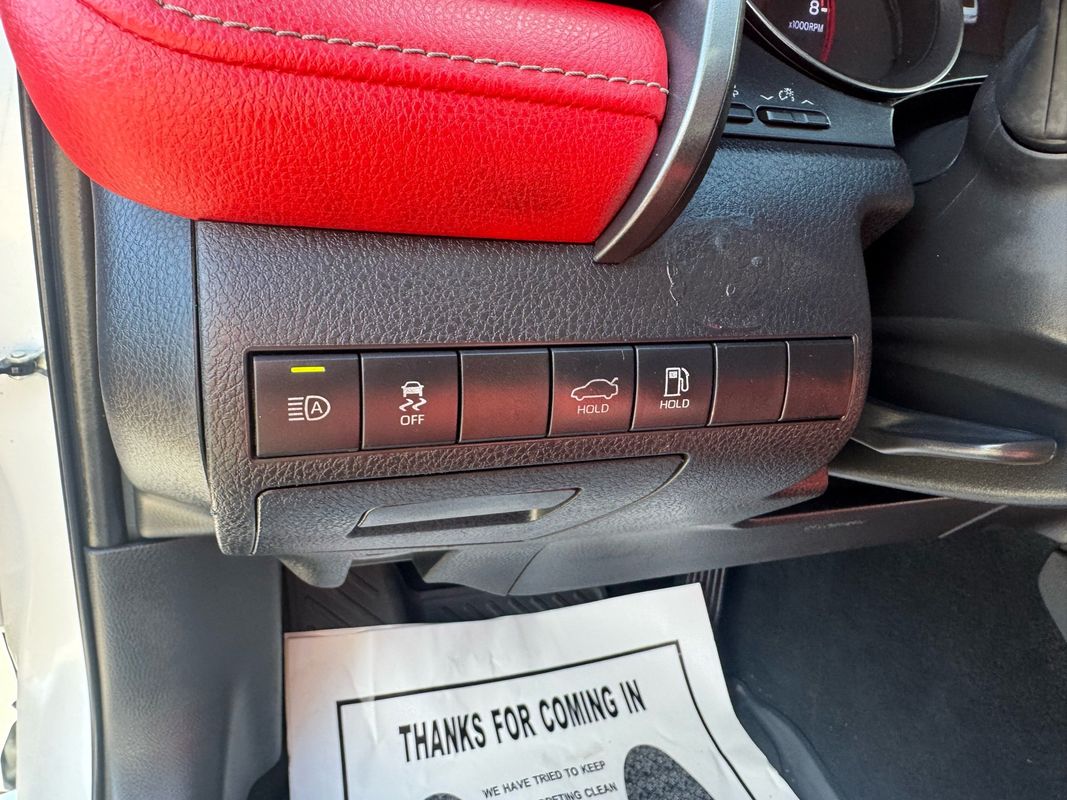 Vehicle image 12 of 47