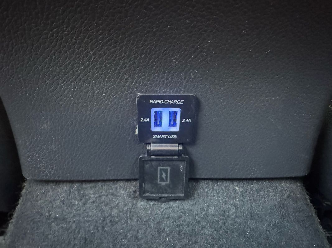Vehicle image 36 of 47