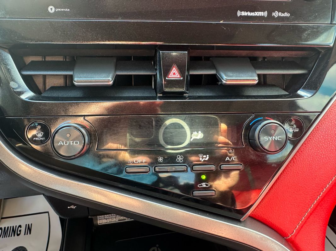 Vehicle image 24 of 47