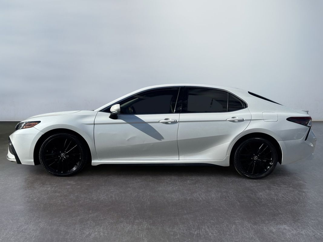 Vehicle image 2 of 47