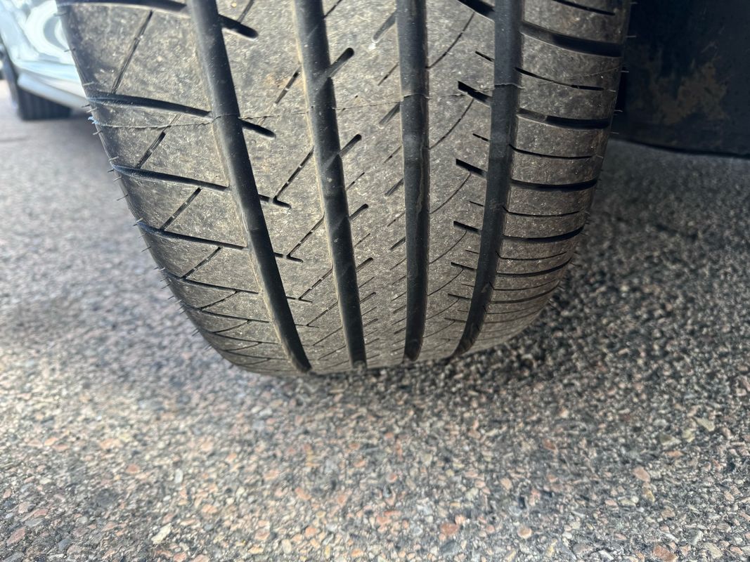 Vehicle image 44 of 47