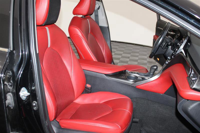 Vehicle image 15 of 37