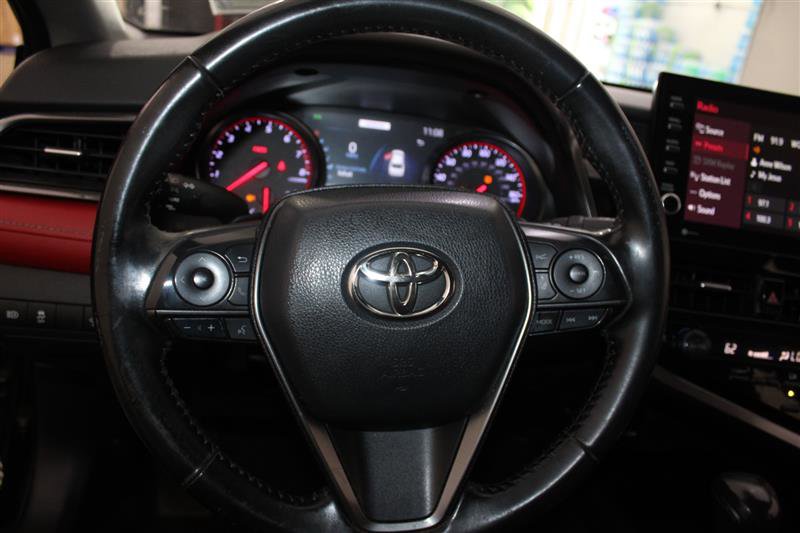 Vehicle image 24 of 37