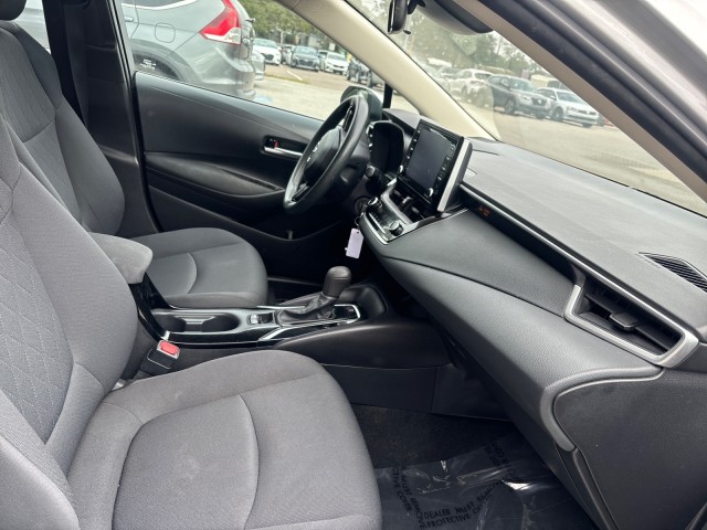 Vehicle image 13 of 20