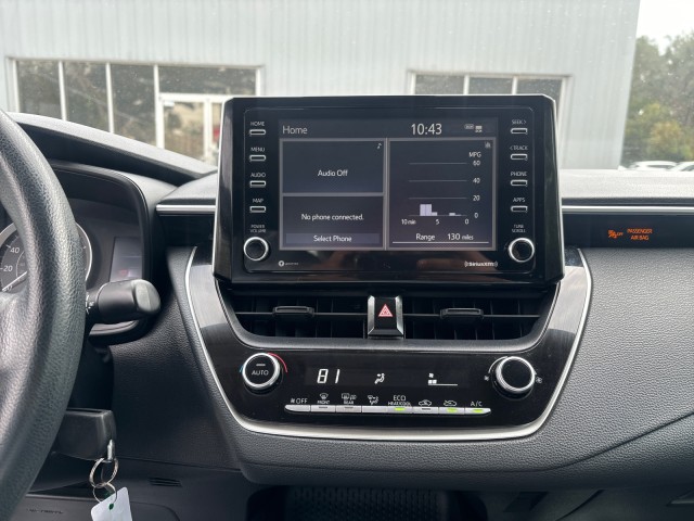 Vehicle image 17 of 20