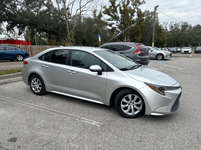 Vehicle image 8 of 20