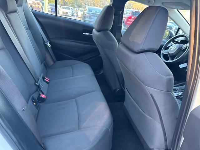 Vehicle image 12 of 20