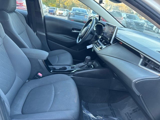 Vehicle image 13 of 20