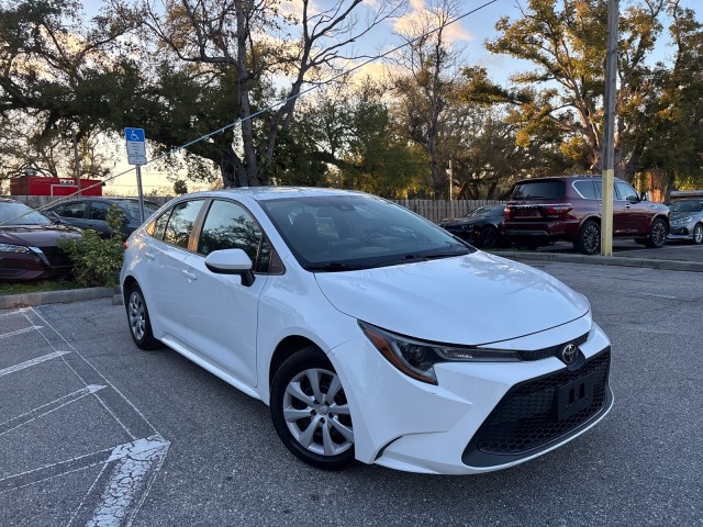 Vehicle image 4 of 20