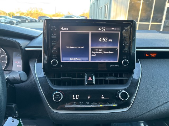Vehicle image 17 of 20