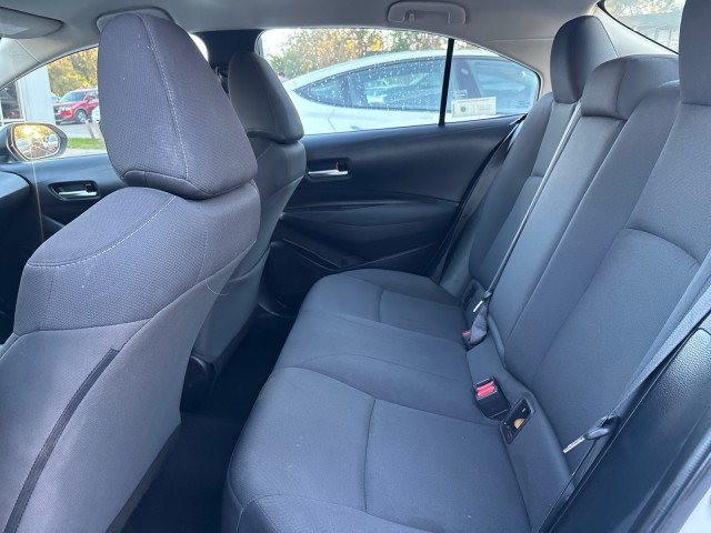 Vehicle image 11 of 20