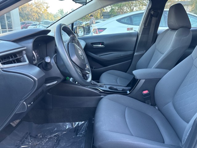 Vehicle image 10 of 20