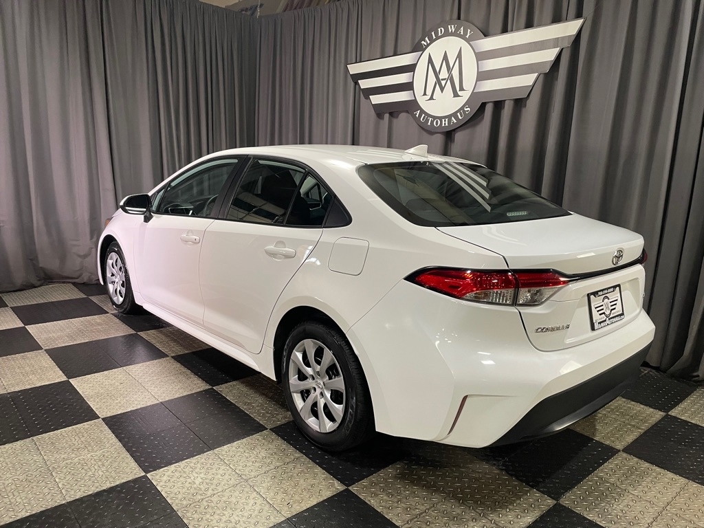 Vehicle image 5 of 24