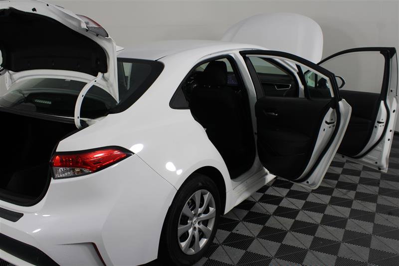 2021 Toyota Corolla LE Image 36 of 44